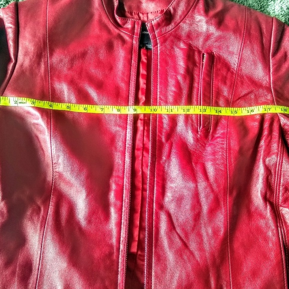 Beautiful red leather jacket! - Picture 6 of 8
